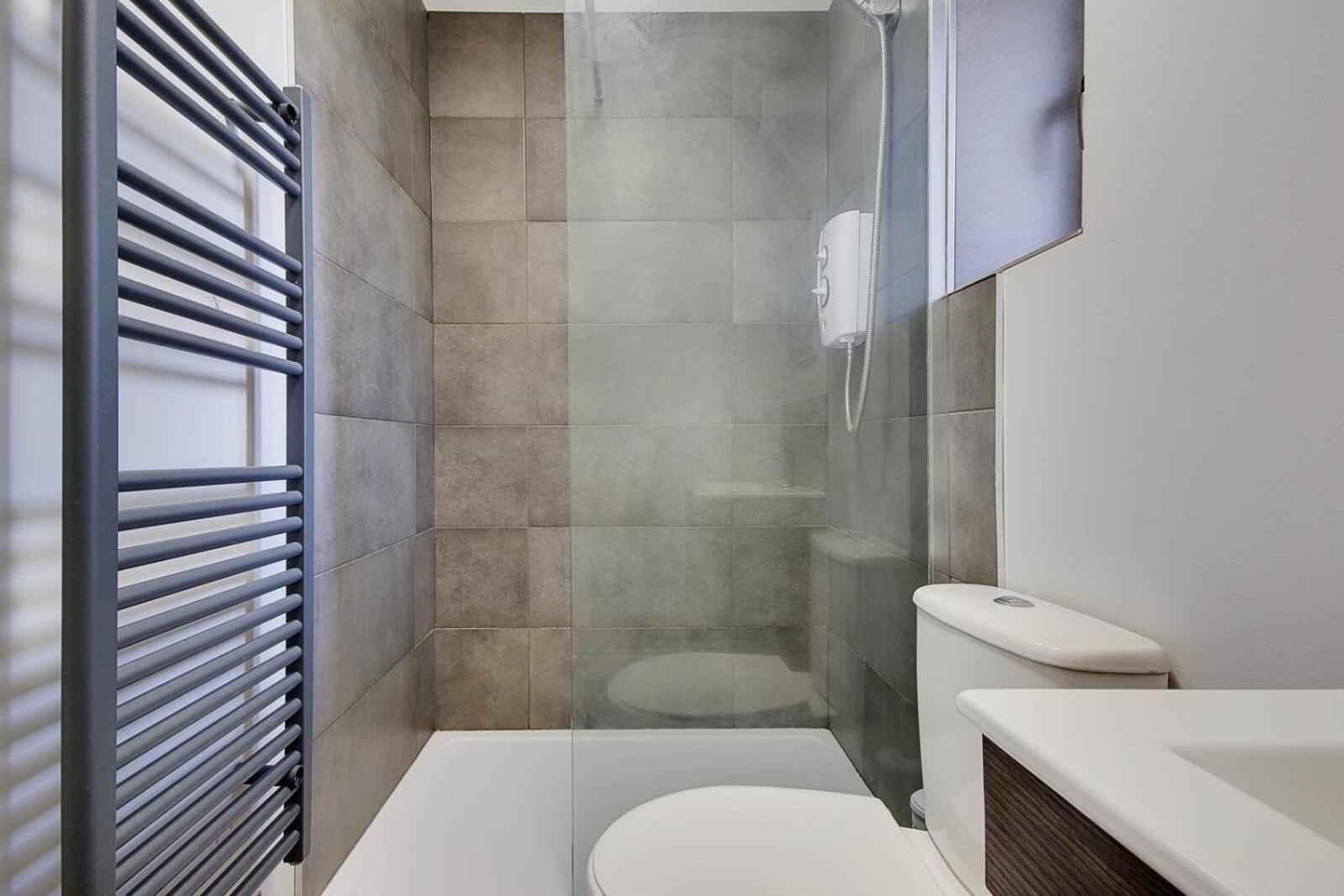 פול Ashley Road Apartments מראה חיצוני תמונה